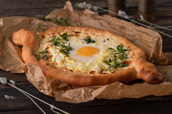 khachapuri_brotschiff_1-jpg
