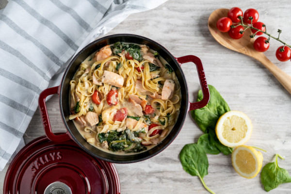 sally-onepot-lachsnudeln-rezept_1-jpg