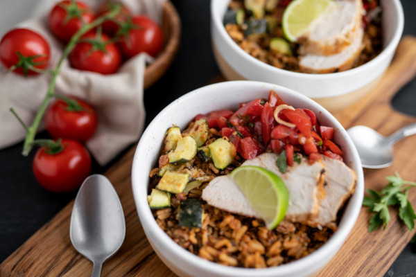 sally_haehnchen-bruschetta-bowl-rezept_1-jpg