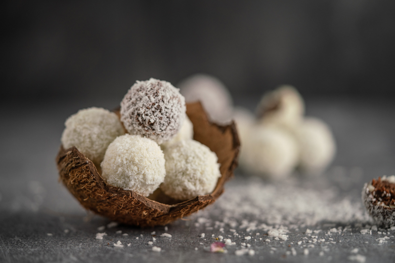 bounty-pralinen-kokos-schokoladen-pralinen | Sallys-Blog