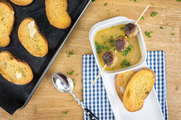 moehren-kartoffel-suppe_1-JPG2EC3Z8UevqLeV