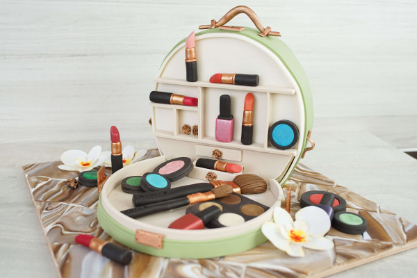 make_up_motiv_torte_3-jpg